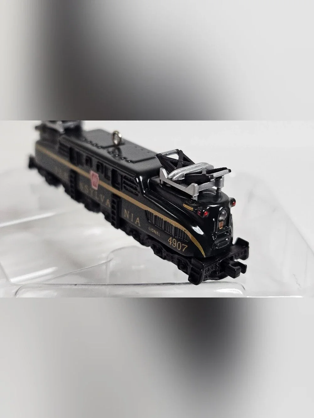 Hallmark Keepsake 1998 Lionel Train Pennsylvania GG-1 Locomotive Ornament #3 Vtg